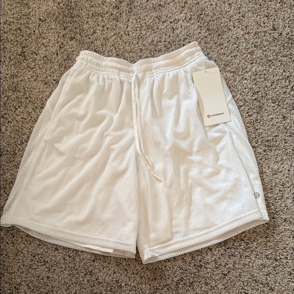 Lululemon White Athletic Mesh Shorts 8” *NEW WITH TAGS*